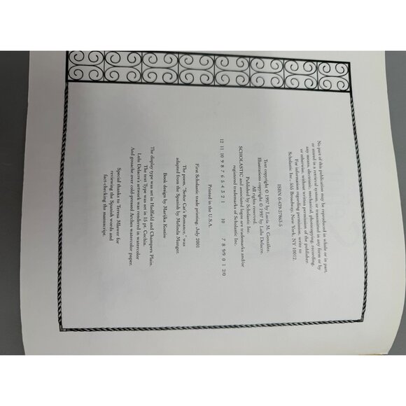 Señor Cats Romance & Other Favorite Stories From Latin America Paperback Book - Picture 5 of 6